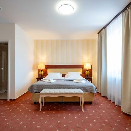 Hotel Volf Přeštice 외부 사진