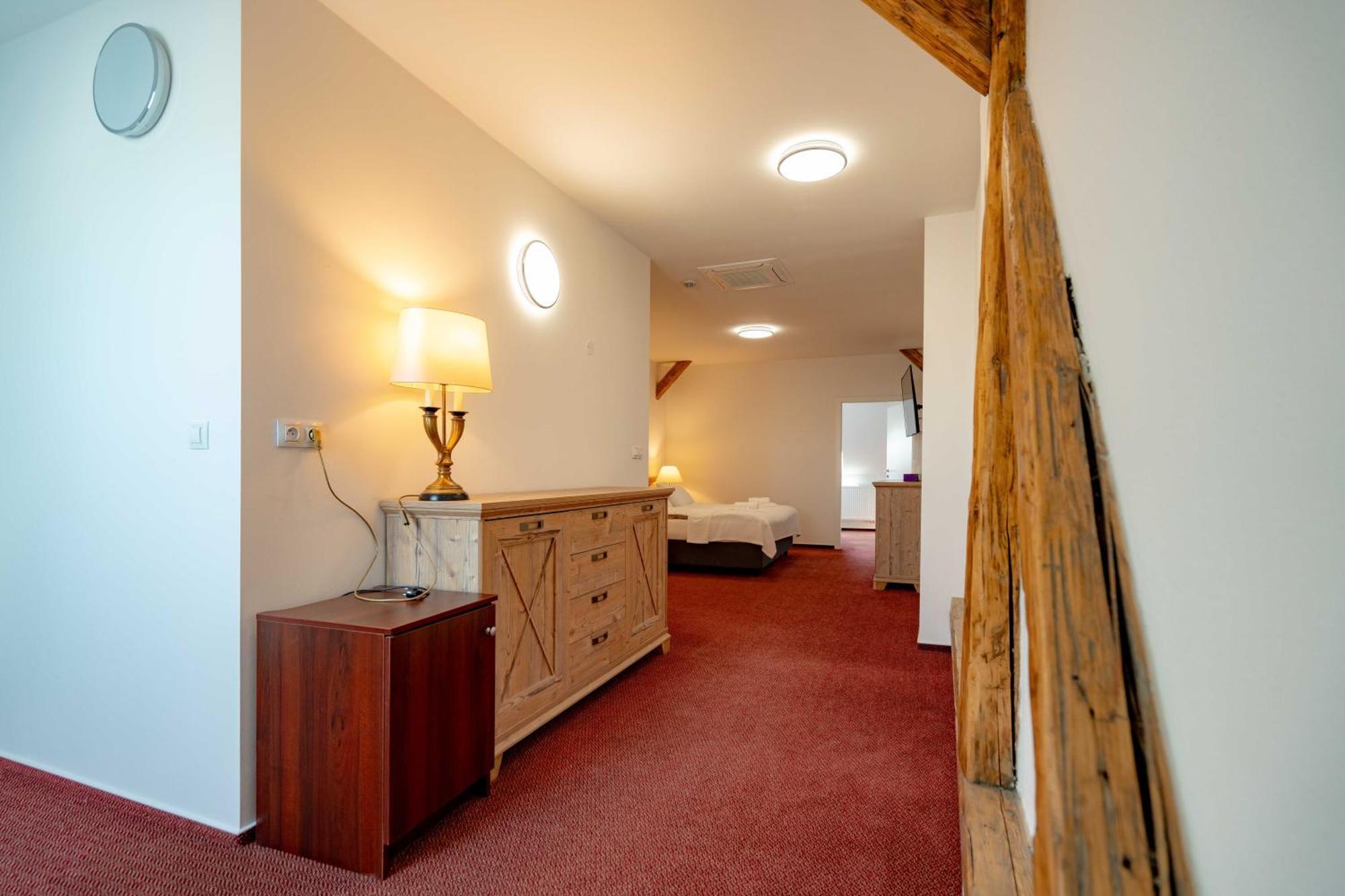 Hotel Volf Přeštice 외부 사진