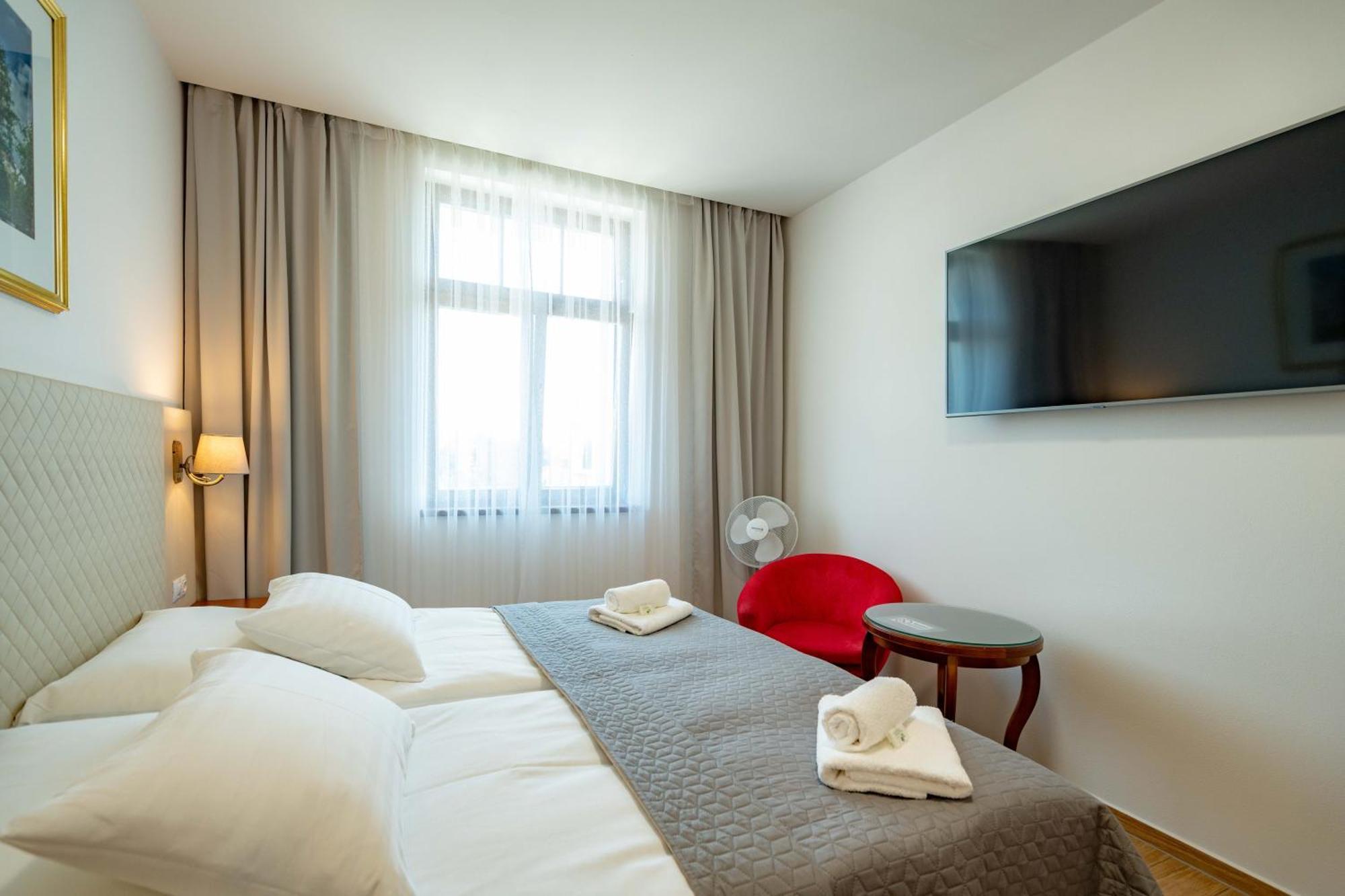 Hotel Volf Přeštice 외부 사진