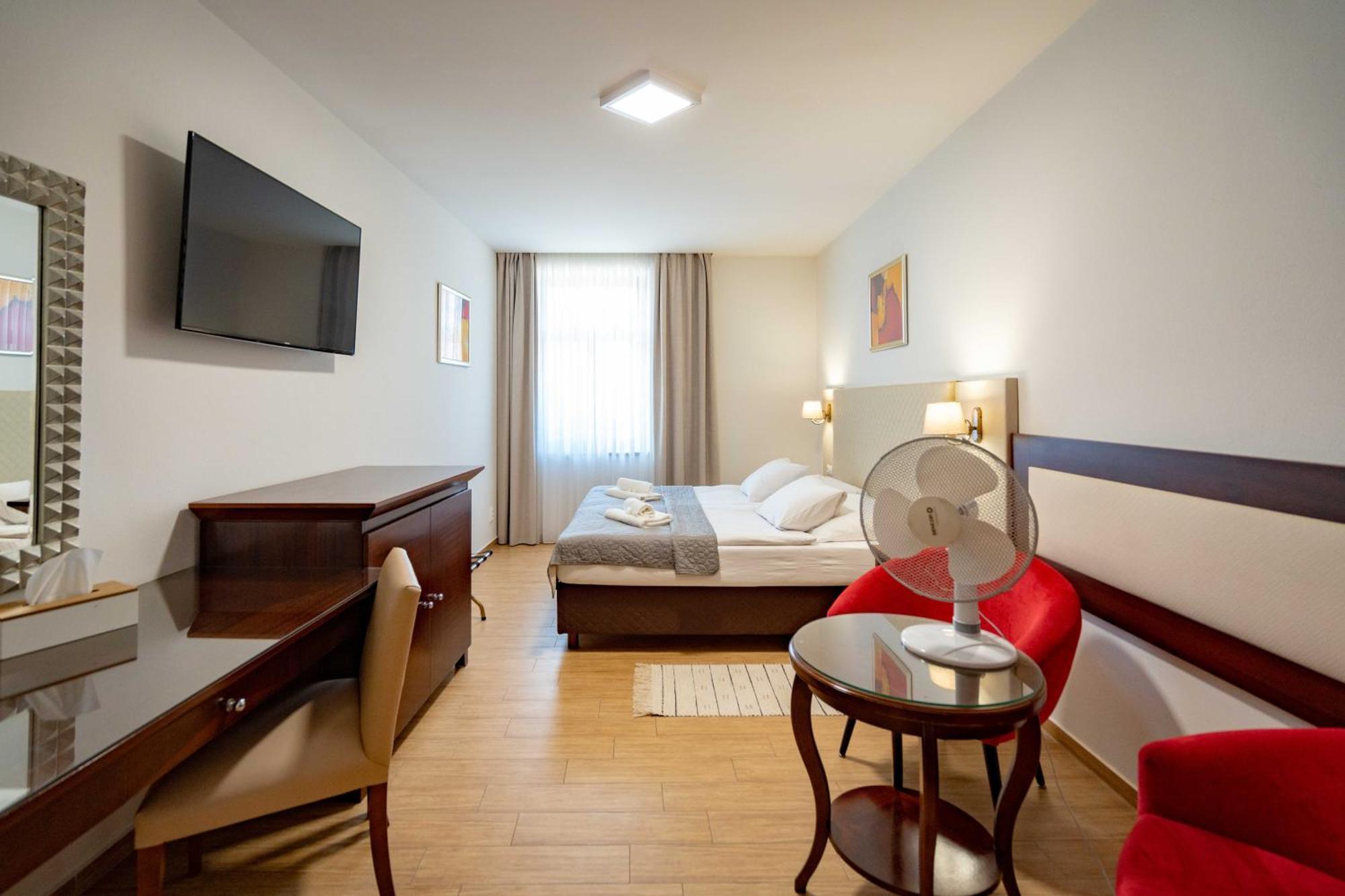 Hotel Volf Přeštice 외부 사진